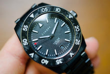 Load image into Gallery viewer, Canopy Wake One Diver