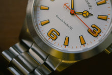 Load image into Gallery viewer, Bernhardt Binnacle Anchor 3