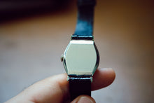 Load image into Gallery viewer, Benrus Prism Case