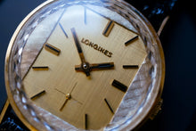 Load image into Gallery viewer, *RARE* NOS Longines Cal.370 Linen Dial w/ Prism cut crystal (10k Gold Filled)