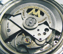 Load image into Gallery viewer, *RARE* Wittnauer Fluted Bezel (Circa 1960)