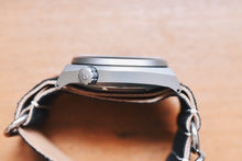 Load image into Gallery viewer, BOLDR Venture Titanium Auto Sandstorm