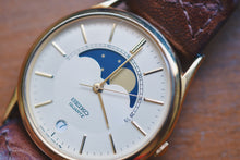 Load image into Gallery viewer, Seiko Moonphase Quartz (Circa 1980's)