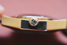 Load image into Gallery viewer, 1960’s NOS Tissot Seastar