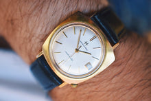 Load image into Gallery viewer, *RARE* Hamilton Taurus 64028-4 Automatic Date