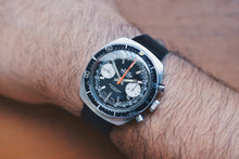 Load image into Gallery viewer, *RARE* Swiss Emperor Diver Chrono Valjoux 7733