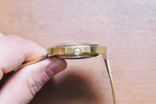 Load image into Gallery viewer, 1970 Tissot Seastar Automatic Date