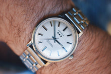 Load image into Gallery viewer, Benrus 3 Star 25 Jewel Automatic