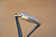 Load image into Gallery viewer, *RARE* Hamilton Taurus 64028-4 Automatic Date