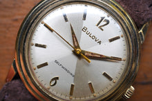 Load image into Gallery viewer, Bulova “Hourglass” 1967 Selfwinding