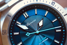 Load image into Gallery viewer, Reverie Diver