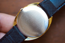 Load image into Gallery viewer, *VERY RARE* Universal Geneve Tortoiseshell Gent’s Watch