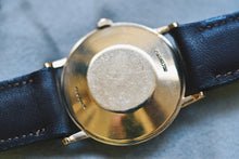Load image into Gallery viewer, *VERY RARE* 1964 Hamilton Accumatic Gold Ring Dress Watch  (10k Gold RGP) Only Made For ONE Year!
