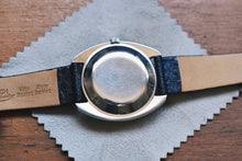 Load image into Gallery viewer, *RARE* Longines Ultra Chron High Beat Date (14K Gold Cap Bezel)