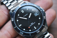 Load image into Gallery viewer, 1970’s Timex Manual Wind Lollipop Diver