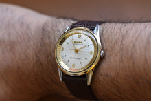 Load image into Gallery viewer, Bulova Fluted Rehaut 30 Jewels