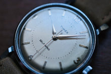 Load image into Gallery viewer, Timex Self-Wind (Circa 1960)