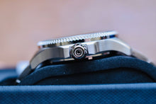 Load image into Gallery viewer, AVI-8 Hawker Hunter Avon