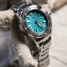 Load image into Gallery viewer, Father’s Watch Co. Horizon Cocktail Attire Diver