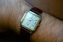 Load image into Gallery viewer, Longines-Wittnauer Linen Case 17J