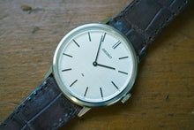 Load image into Gallery viewer, NOS Seiko Chariot Linen Dial Hi-Beat 2220-0180