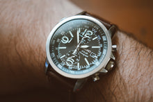 Load image into Gallery viewer, Seiko SSC081 Solar Chronograph