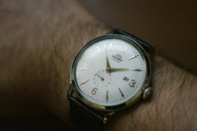 Load image into Gallery viewer, Orient Bambino Small Seconds