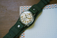 Load image into Gallery viewer, Vario 1918 Trench Watch