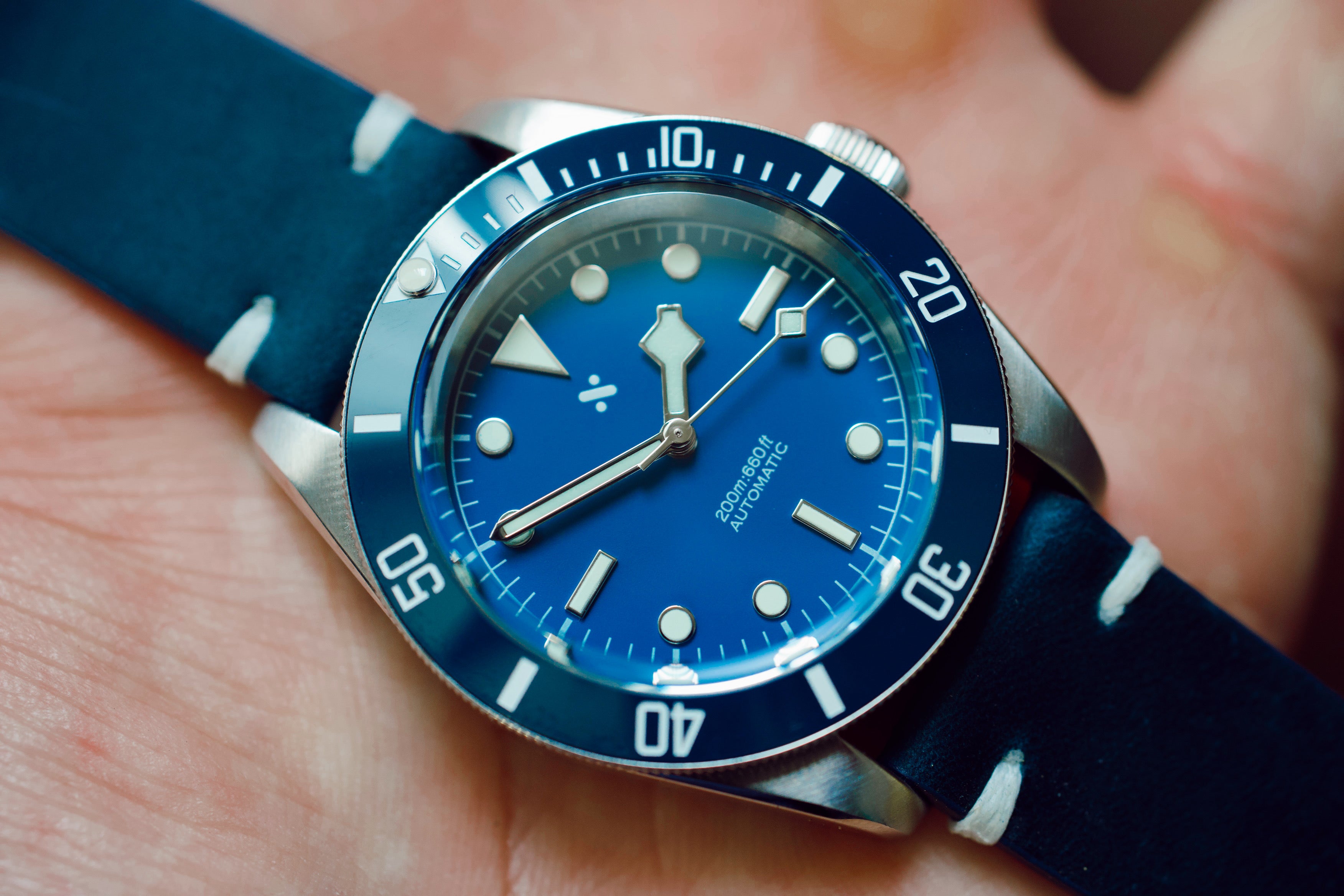 Namoki NMK12 – The Time Teller Shop