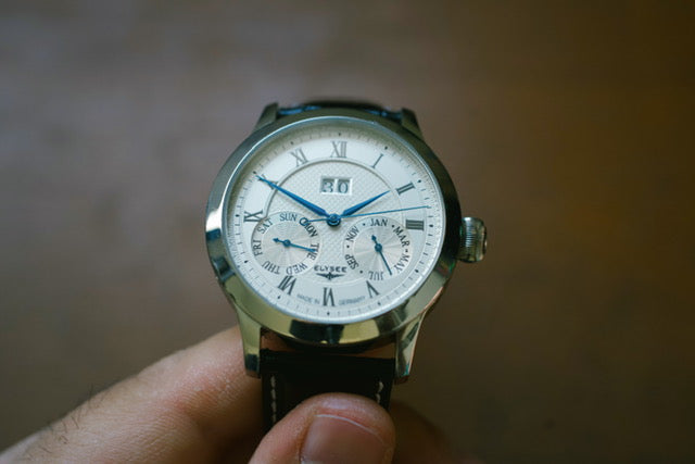 Elysee Big Eye Triple Date *Rare*