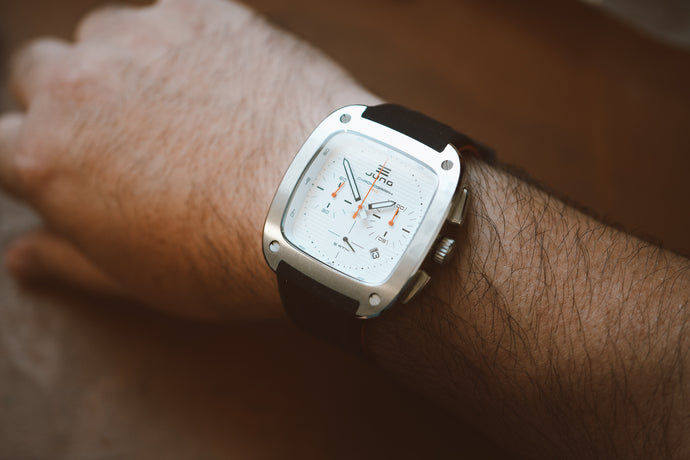 Jung Chronograph J43C-01