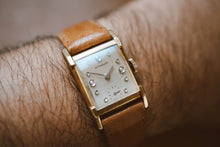 Load image into Gallery viewer, Wittnauer Diamond Dial Tank