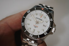 Load image into Gallery viewer, Cestrian Dive Series V2 Automatic Men&#39;s Watch 300m