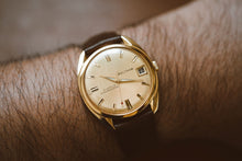 Load image into Gallery viewer, NEW OLD STOCK 1965 Waltham “Red Arrow” Spiral Dial