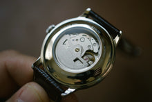 Load image into Gallery viewer, Orient Bambino Small Seconds