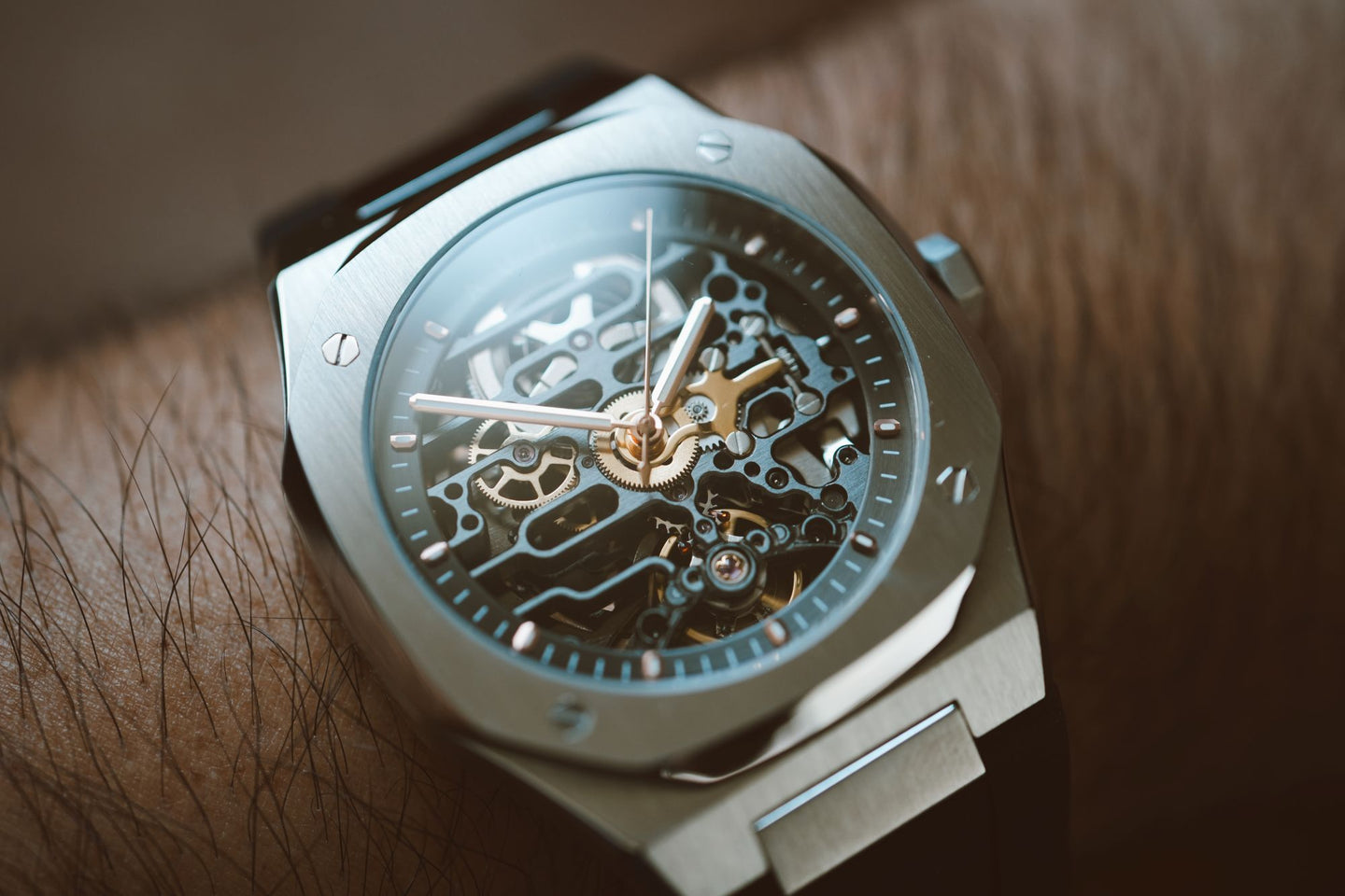 AURA Skeleton Steel 40mm | 80HR Power Reserve! – The Time Teller Shop