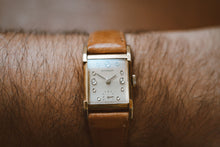 Load image into Gallery viewer, Wittnauer Diamond Dial Tank