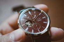 Load image into Gallery viewer, Knot Mechanical Open Heart 38mm – Burgundy Red Dial