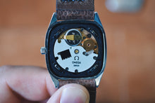 Load image into Gallery viewer, Omega Constellation Quartz Cal. 1330 (circa 1977)
