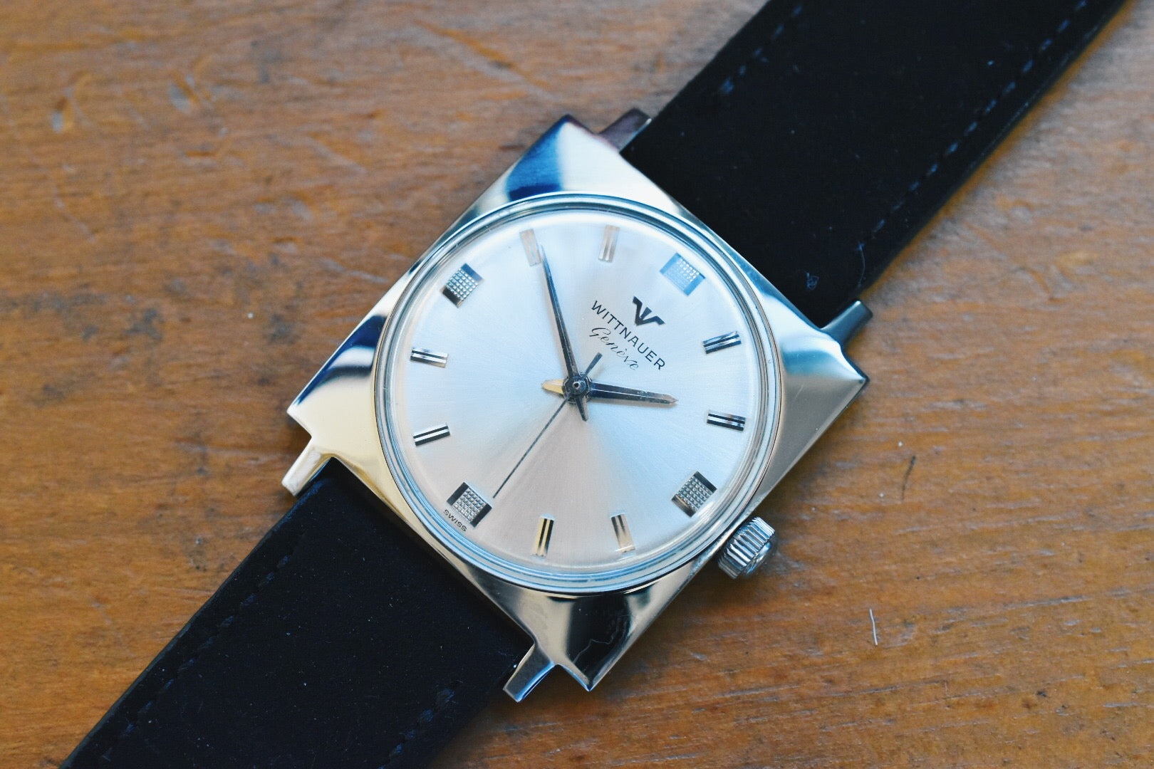 Wittnauer Geneve 17J – The Time Teller Shop