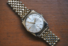 Load image into Gallery viewer, 1969 Bulova Small Seconds