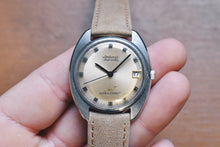 Load image into Gallery viewer, *RARE* 1970 Longines Ultra Chron HF 8317-2 (36,000bph)