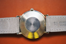Load image into Gallery viewer, Hamilton “Star-Crystal” Gent’s Watch