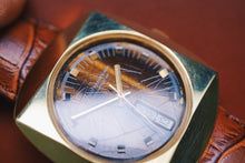 Load image into Gallery viewer, RARE Girard Perregaux Gyromatic 9315HF 36,000bph (Spider Dial)