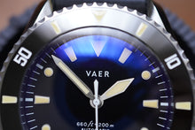 Load image into Gallery viewer, VAER D7 Arctic Swiss Diver