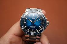 Load image into Gallery viewer, Oris Aquis Cal. 400
