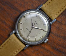 Load image into Gallery viewer, Timex Self-Wind (Circa 1960)
